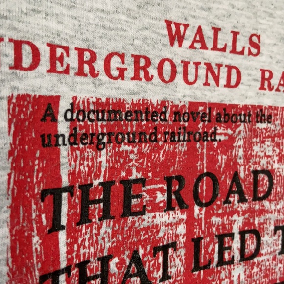 Vintage Underground Railroad Book T-shirt - Picture 3 of 5